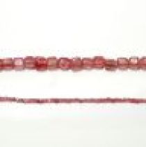  Glass Cubes Strands 5mm-Red