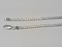 Sterling Silver Hammered Curb (2.5mm)Chain- 60 cms.